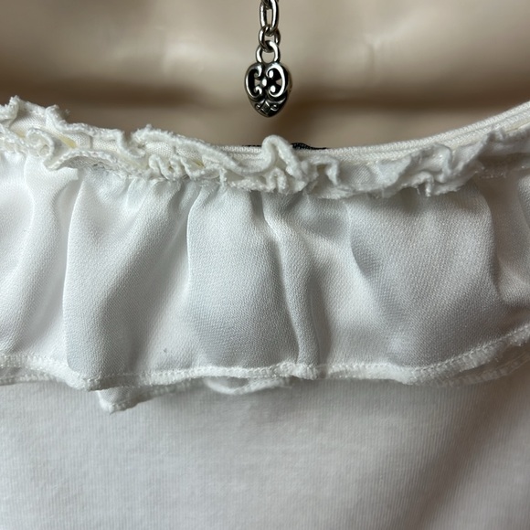 WHITE HOUSE BLACK MARKET WHITE V NECK TOP WITH RUFFLES AROUND NECK & FRONT SMALL - Picture 12 of 16